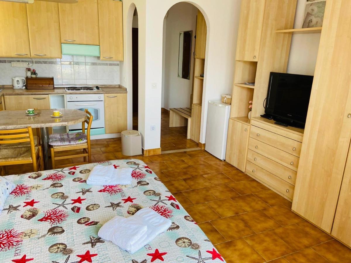 Apartments Tri Zala Zrnovo Zewnętrze zdjęcie