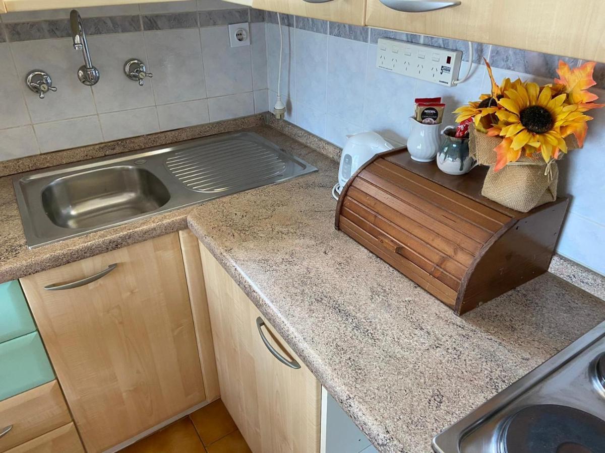 Apartments Tri Zala Zrnovo Zewnętrze zdjęcie